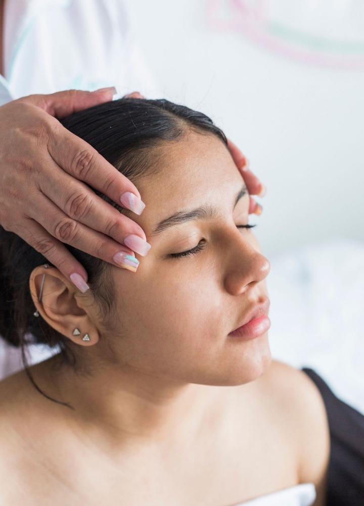 Indian massage Momo’s beauty